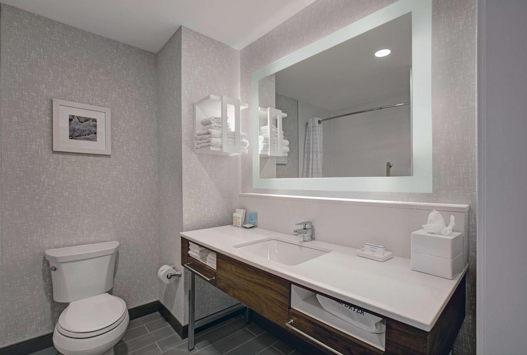Hampton Inn & Suites By Hilton Waterloo St. Jacobs Εξωτερικό φωτογραφία