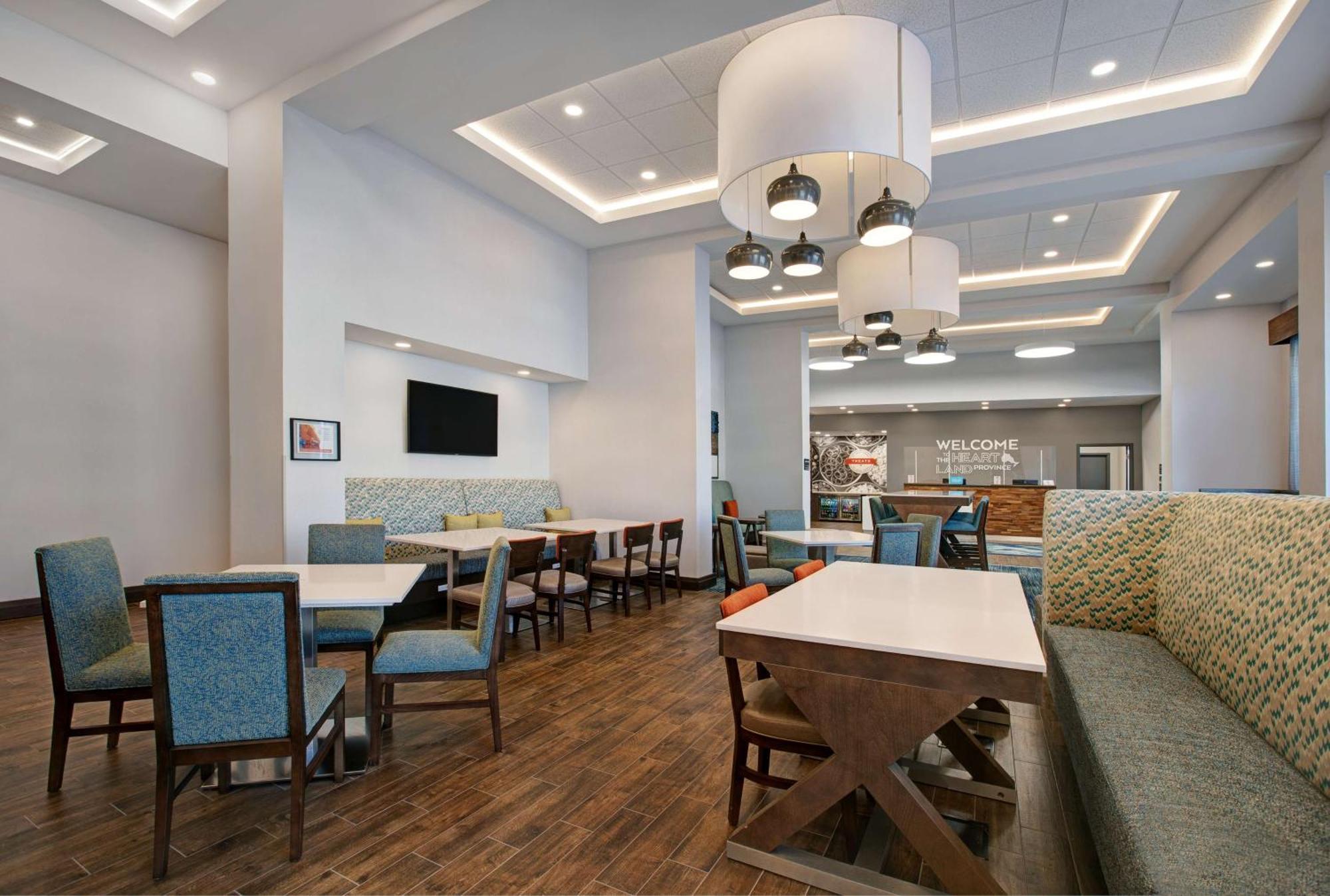 Hampton Inn & Suites By Hilton Waterloo St. Jacobs Εξωτερικό φωτογραφία