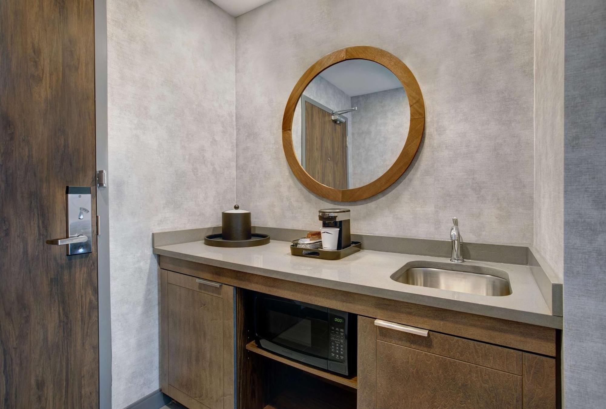 Hampton Inn & Suites By Hilton Waterloo St. Jacobs Εξωτερικό φωτογραφία